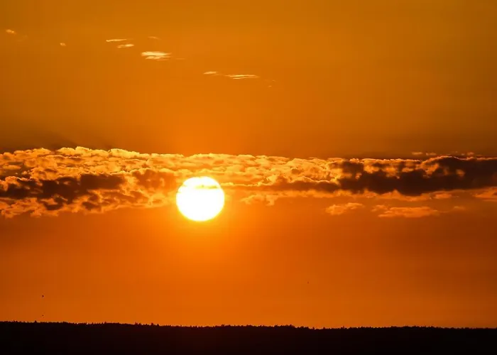 Sunset - Lighthouse דירה